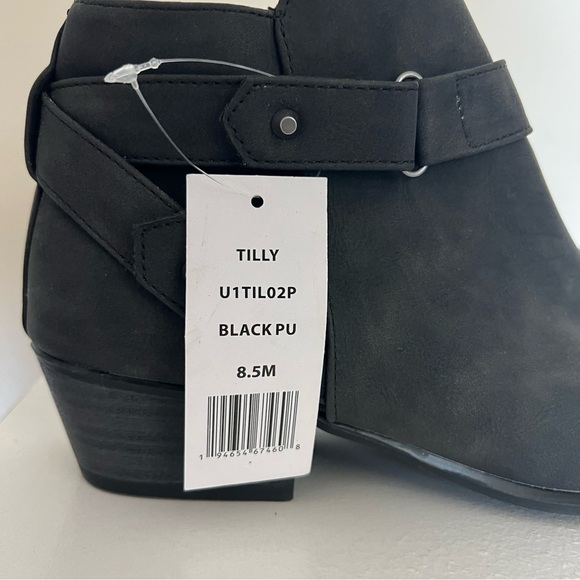 NWT UNIONBAY Tilly Black Buckle Side Zipper Short Heel Ankle Boots Sz 8.5 - Picture 6 of 10